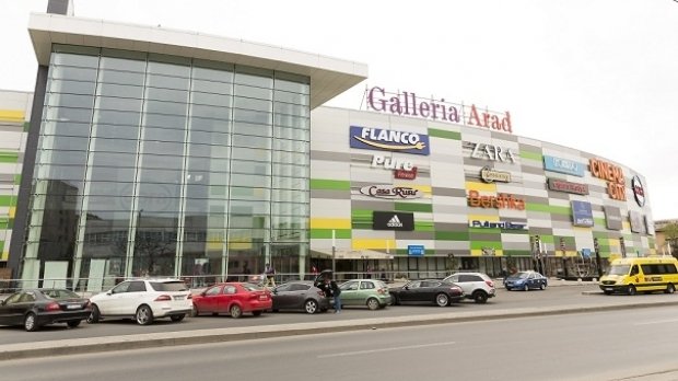 Mall-ul Galleria Arad, scos la vânzare