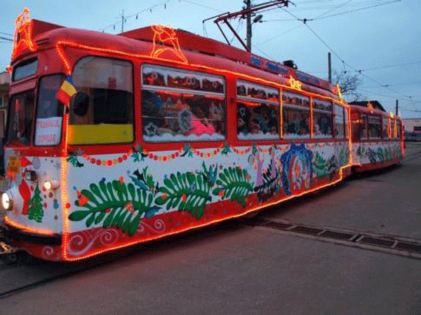 Tramvaiul lui Moș Crăciun, din nou pe șine la Arad