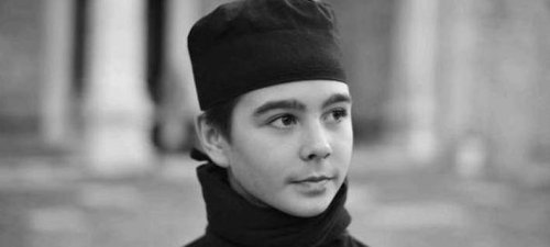 Un copil de 12 ani din România a ajuns călugăr la Muntele Athos