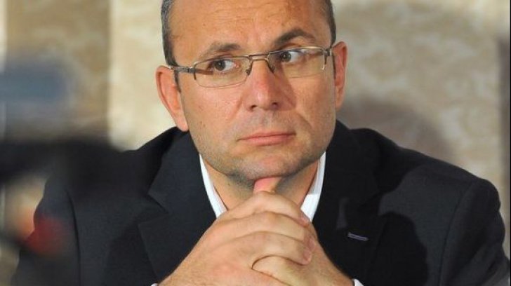 Cozmin Guşă: Amnistia a fost scopul câştigării alegerilor. Guvernul Grindeanu este unul de marionete