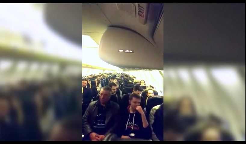 Acest video a devenit instantaneu viral! Mesajul unui pilot român a stârnit ropote de aplauze din partea pasagerilor