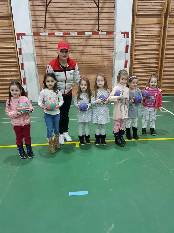 S-a dat drumul etapei de baby-handbal la HC Beldiman Arad