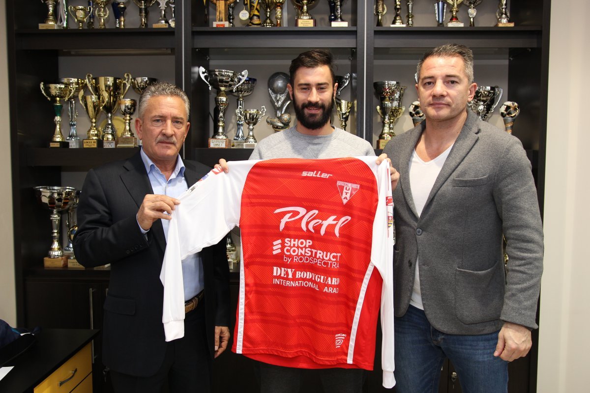 Gianmarco Piccioni se îmbracă în alb-roşu