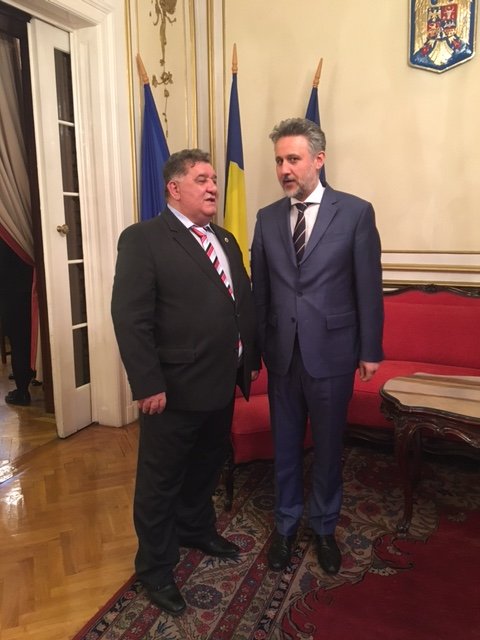  Preşedintele Filialei Judeţene Arad a Confederaţiei Paronatul Român la o întâlnire de afaceri la Budapesta