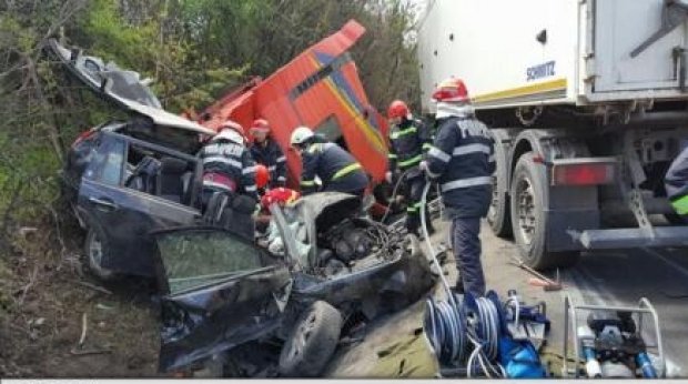 Accident grav în Gorj: Un mort şi mai mulţi răniţi VIDEO