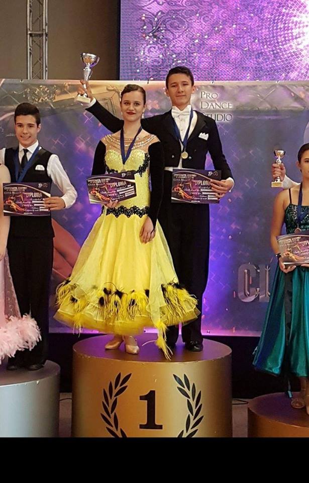 Un week-end minunat în pași de dans pentru reprezentanţii Royal Steps Arad la Cupa Brașov