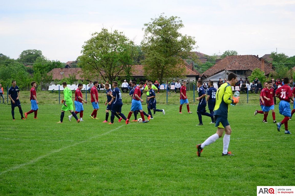 Gurahonțul a fost gazda unui meci de fotbal între C.S.Unirea din localitate și A.S. Steaua Grăniceri