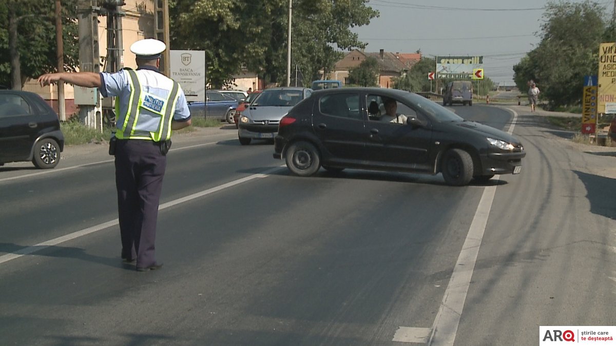 CHIȘINEU-CRIȘ | Șoferiță prinsă în comă alcoolică la volan. De două ori în două ore!
