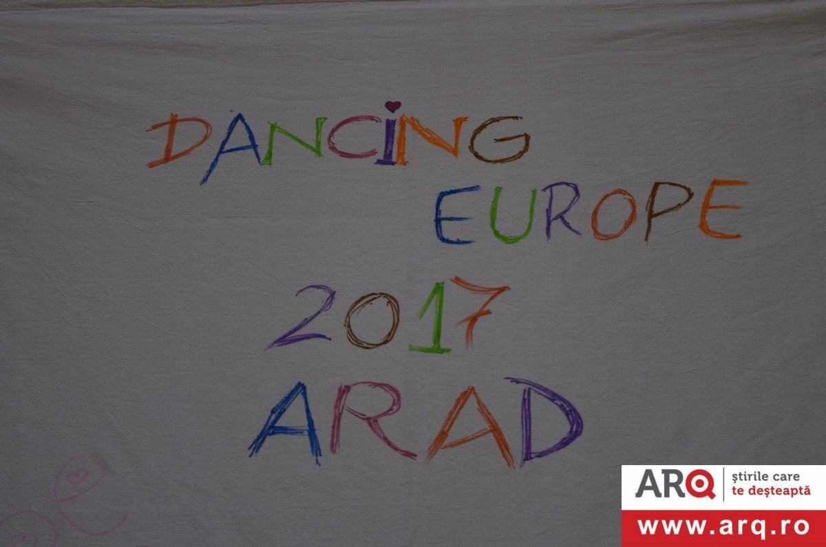 Peste 400 de majorete la FESTIVALUL INTERNAŢIONAL “ DANCING EUROPE”-2017
