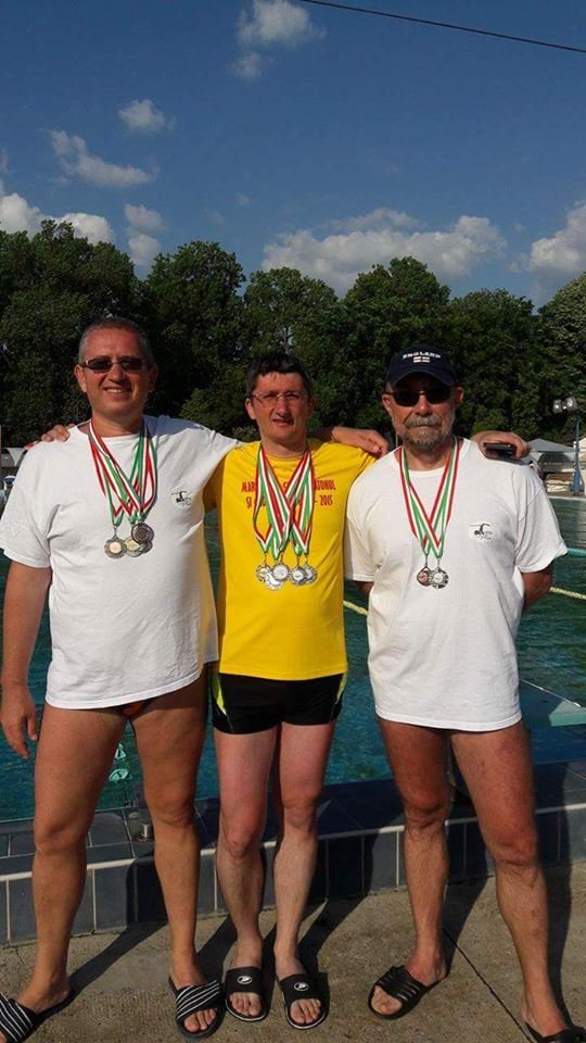 Înotătorii Masters ai CSM Arad se pregătesc de Mondiale. S-au întors plini de medalii de la Szentes