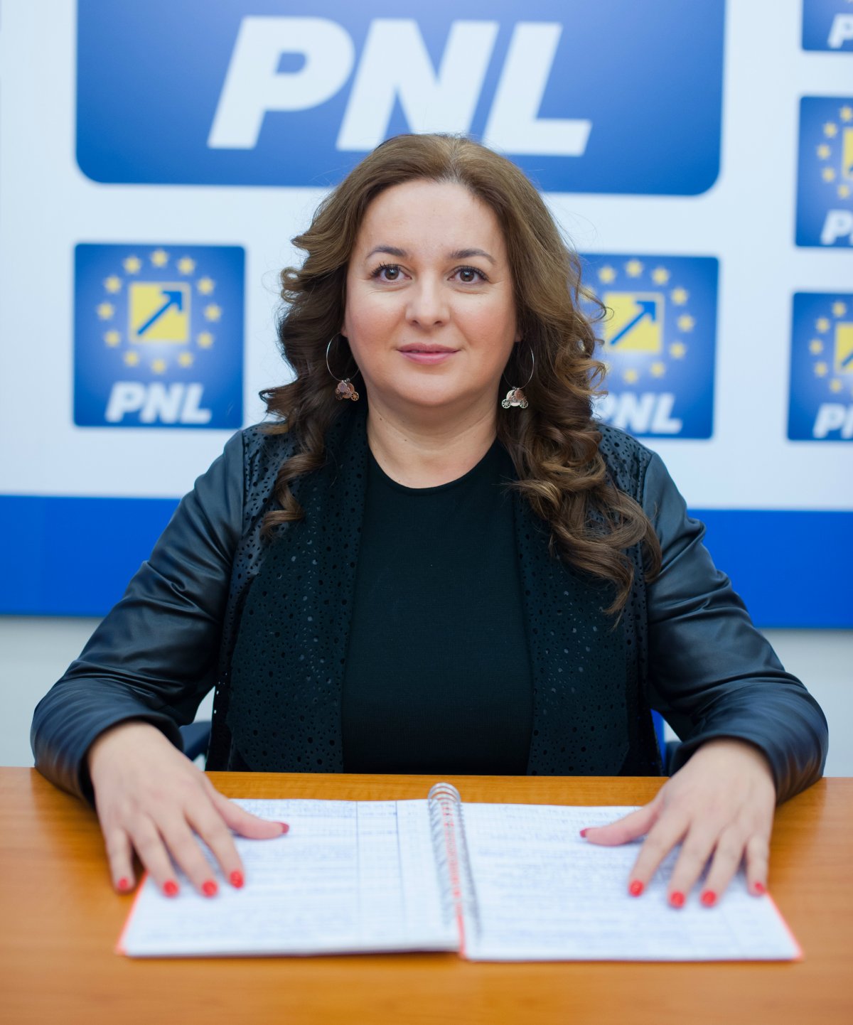 Geanina Pistru (PNL):”Parlamentarii PSD de Arad au votat pentru instabilitatea României!”