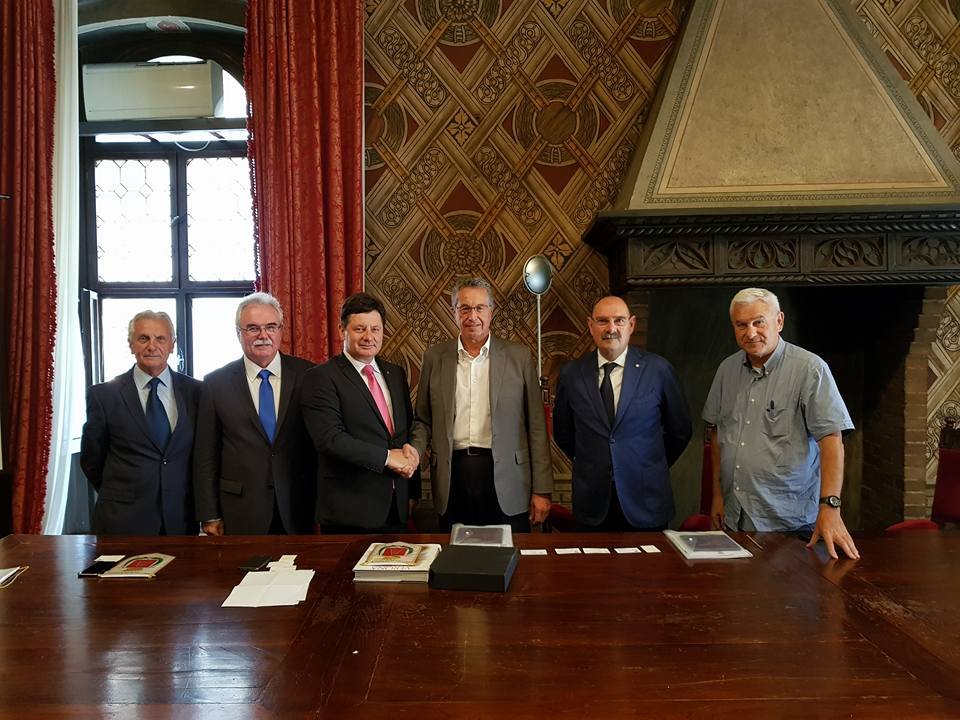 Iustin Cionca, preşedintele Consiliului Judeţean Arad: „Această vizită la Verona va însemna o resetare a felului în care ne raportăm acum la parteneriatele noastre externe, prea idealist și prea puțin pragmatic!”