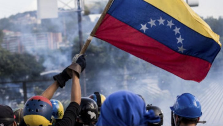 Venezuela se pregătește de război. Maduro a luat în serios avertismentul lui Trump