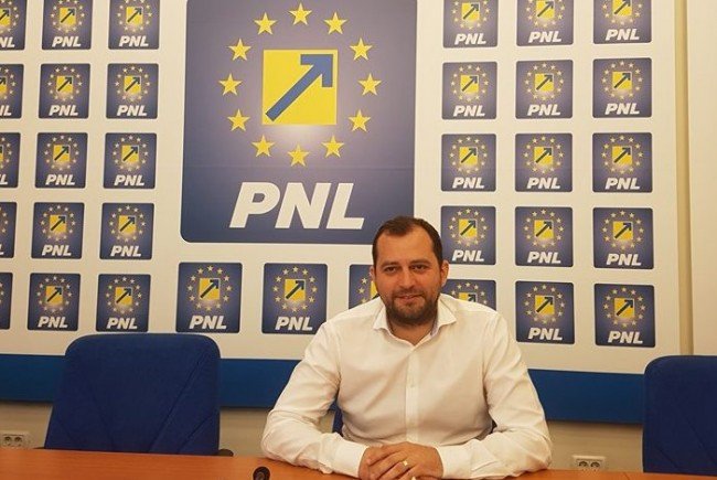Răzvan Cadar (PNL): “Miniştrii şi parlamentarii PSD au preferat cafelele, în loc să discute cu oamenii de afaceri!”