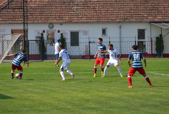C4: Revanşa din campionat: Naţional Sebiş - Şoimii Lipova 1-0