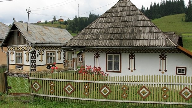 O comună din România, în Top 10 al celor mai colorate destinaţii din Europa. Clasamentul a fost făcut de Lonely Planet