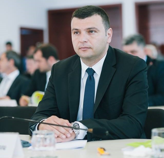 Sergiu Bîlcea (PNL): „Primarii se opun Guvernului PSD, care vrea să aservească administraţia locală!”