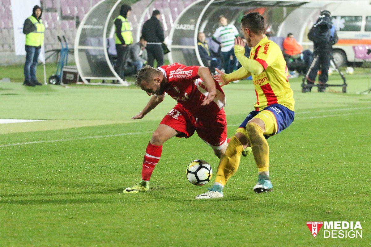 Duel cu un alt nume greu al fotbalului românesc. Dar fără Strătilă