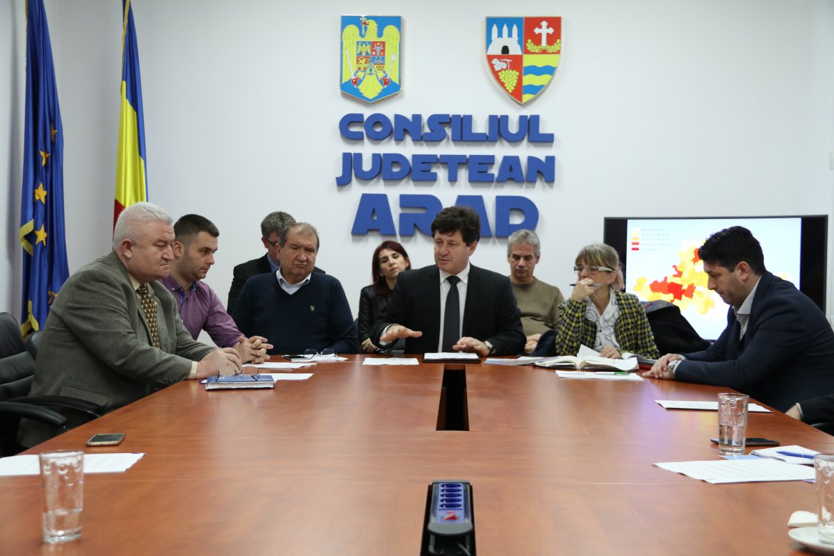 Apel către societatea civilă arădeană!  Să pledăm împreună ca județul Arad să nu intre în faliment!