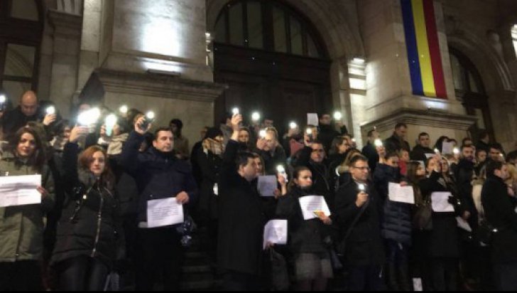 Magistraţii protestează luni în faţa Curţii de Apel Bucureşti