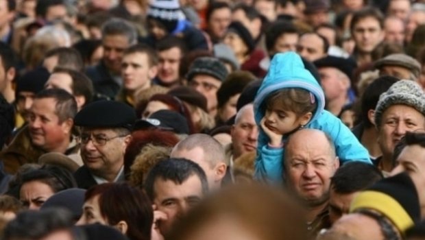 Datele oficiale alarmante: Peste trei milioane de români vor dispărea în următorii 30 de ani