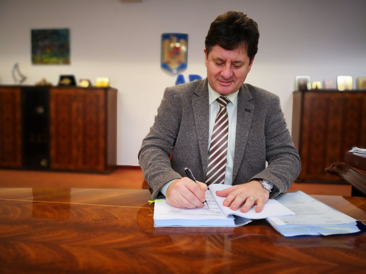 Consiliul Județean Arad construiește un spital pe șapte nivele, pentru copii! S-a semnat contractul pentru studiul de prefezabilitate!