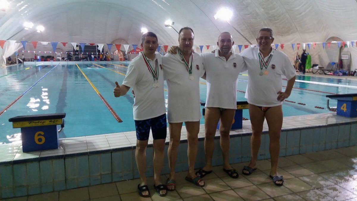 Înotătorii Masters ai CSM Arad s-au remarcat şi la Bekescsaba
