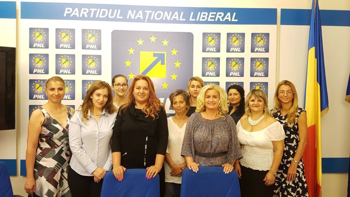 Geanina Pistru (PNL): „Continuăm campania 100 femei liberale, 100 de ani de la Marea Unire”