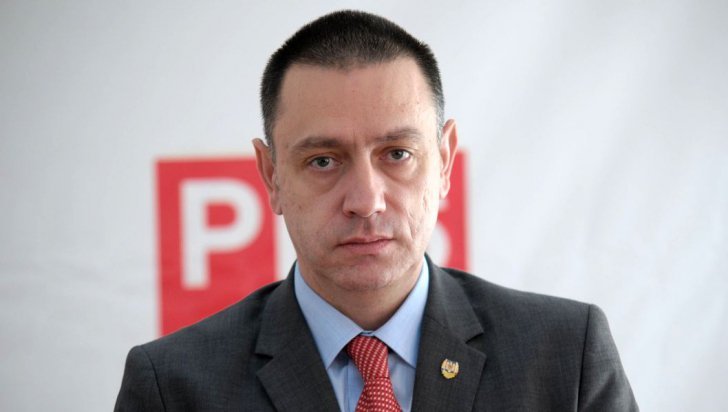 Ministrul Apărării Mihai Fifor a demisionat