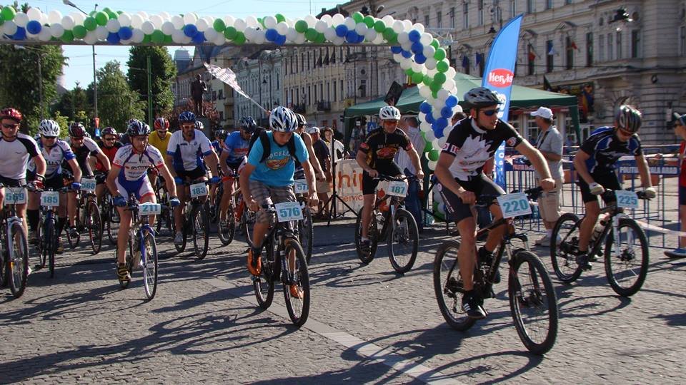 Restricţii de circulaţie în municipiu cu ocazia Cupei Aradului la Ciclism