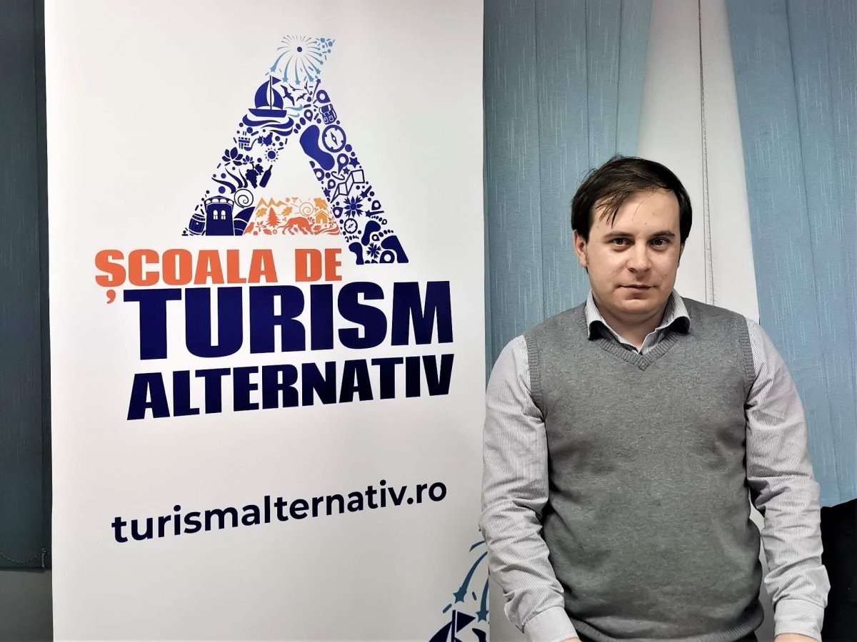 Despre turismul din Arad, Şcoala de Turism Alternativ şi impactul virusului asupra turismului cu Mario Csipai
