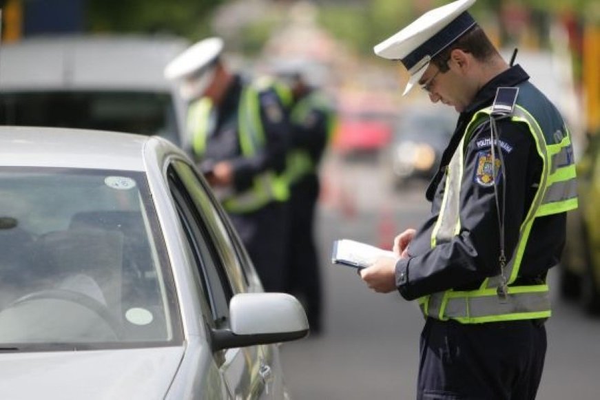S-a lăsat cu dosare penale pentru infracţiuni rutiere în acest weekend