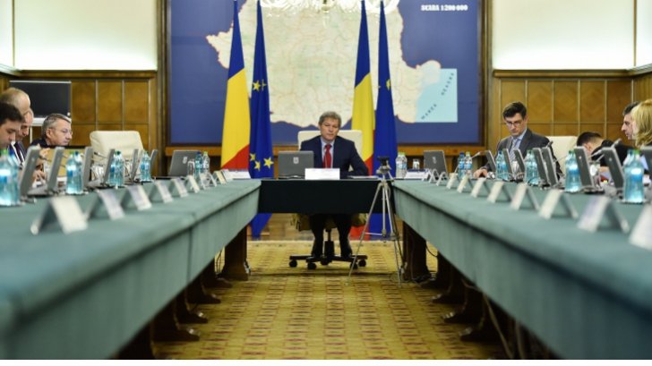 Cioloș respinge cererea PNL de schimbare a legii alegerilor locale: 