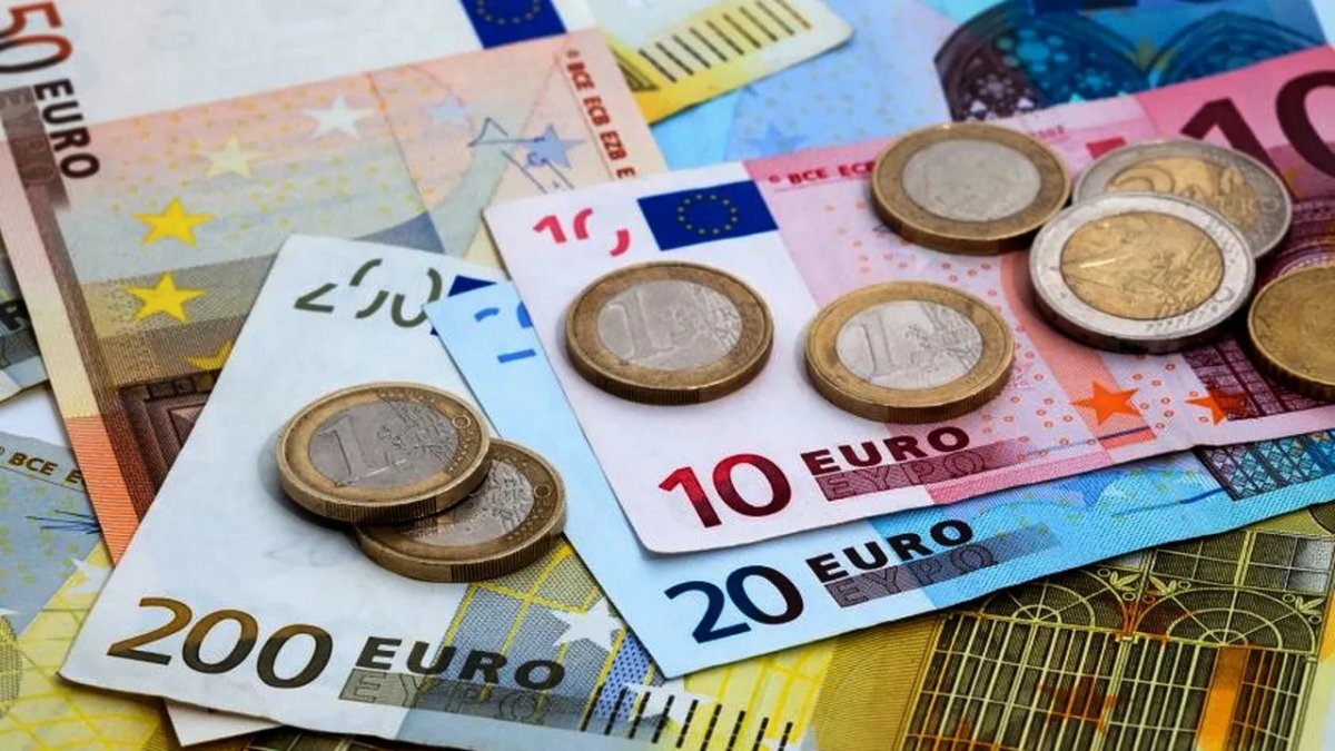 Când va adopta România moneda EURO cel mai devreme?! Anunțul făcut de prim viceguvernatorul BNR
