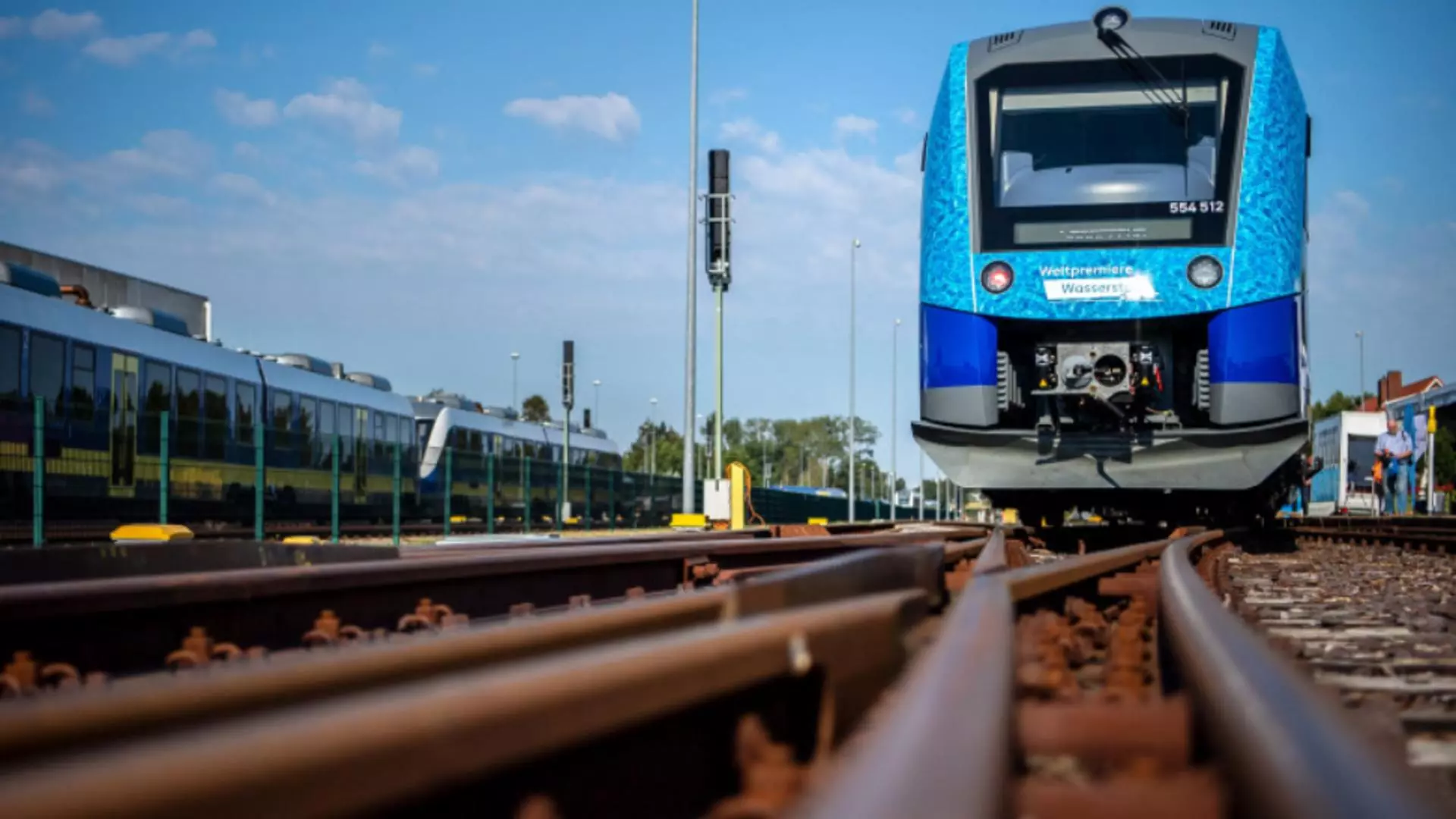 Germania a inaugurat primele trenuri cu hidrogen din lume 