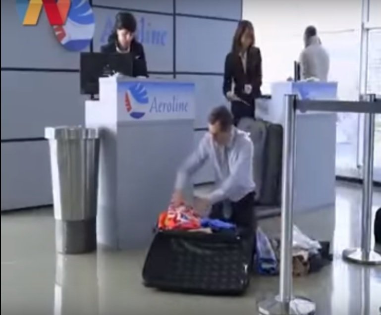Ce să faci când ai bagajul prea greu la aeroport? Cea mai amuzantă idee