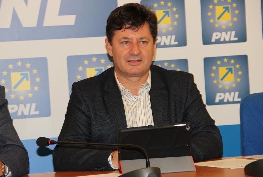 Iustin Cionca: „Guvernul alocă bani pentru dezvoltarea Aradului, după ce ani de zile PSD a blocat județul!”