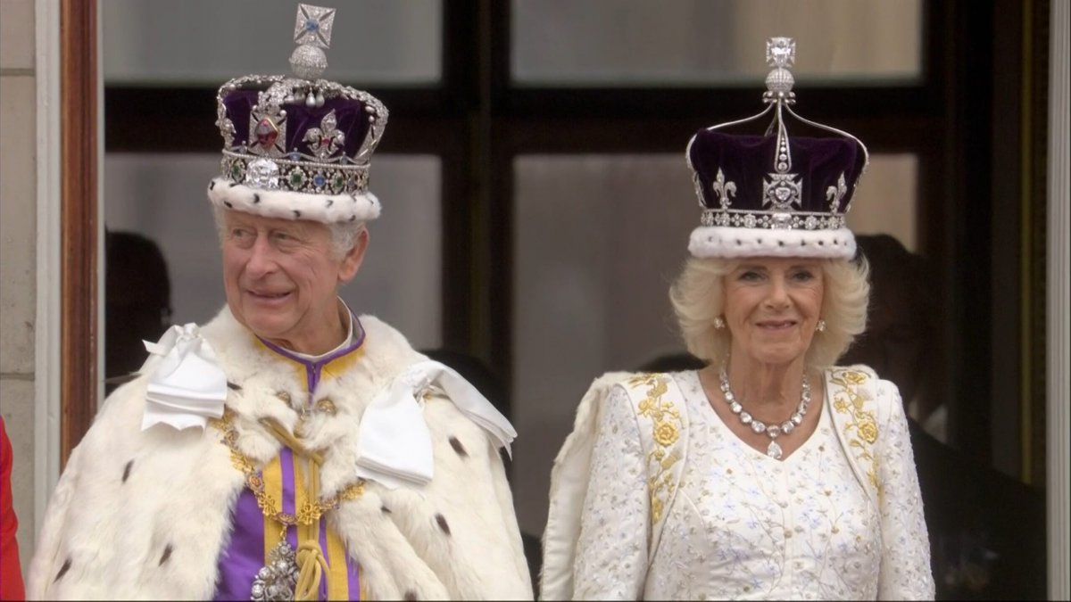 Charles al III-lea a fost încoronat rege al Marii Britanii şi Irlandei de Nord; noul monarh are legături puternice cu România
