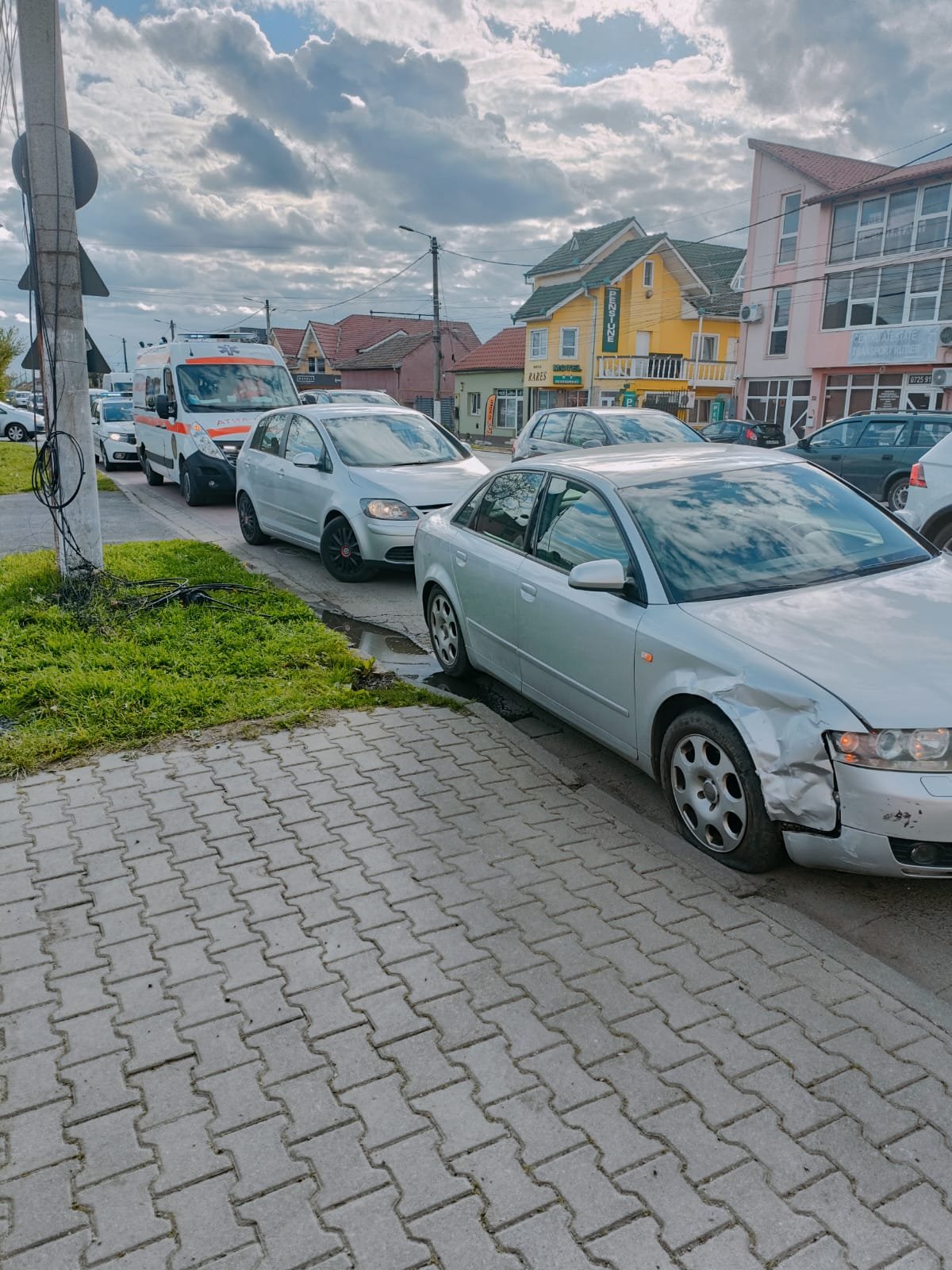 Accident cu o victimă pe strada Petru Rareș (FOTO)