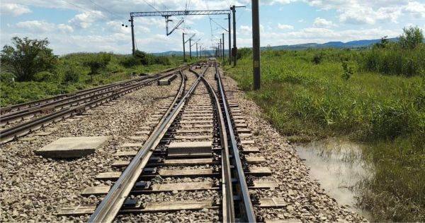 Începe modernizarea Lotului 4 al liniei feroviare Caransebeş-Timişoara-Arad