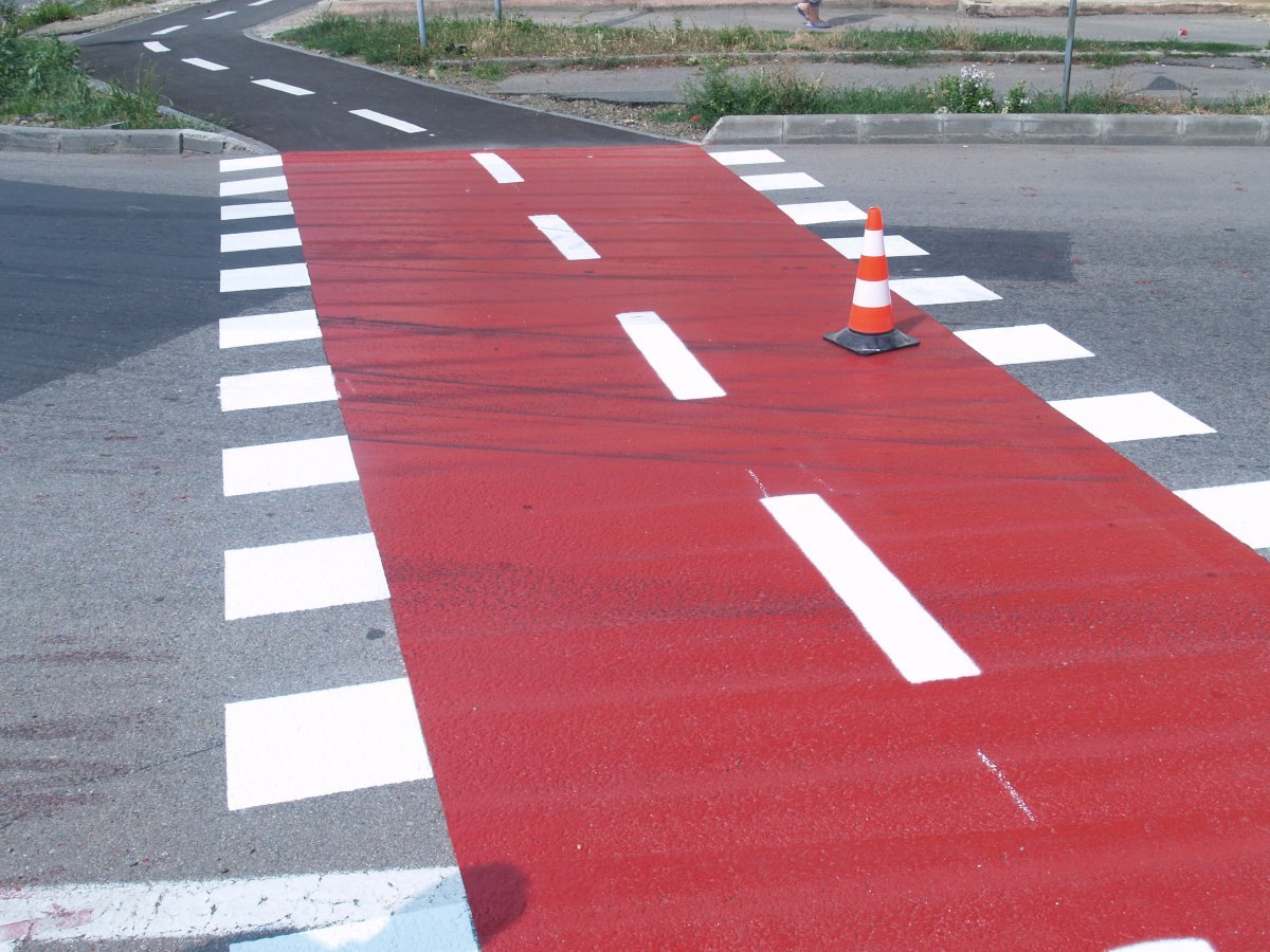 CJA modernizează drumul dintre Sâmbăteni și Ghioroc și face piste de biciclete la Sâmbăteni, Ghioroc și Păuliș