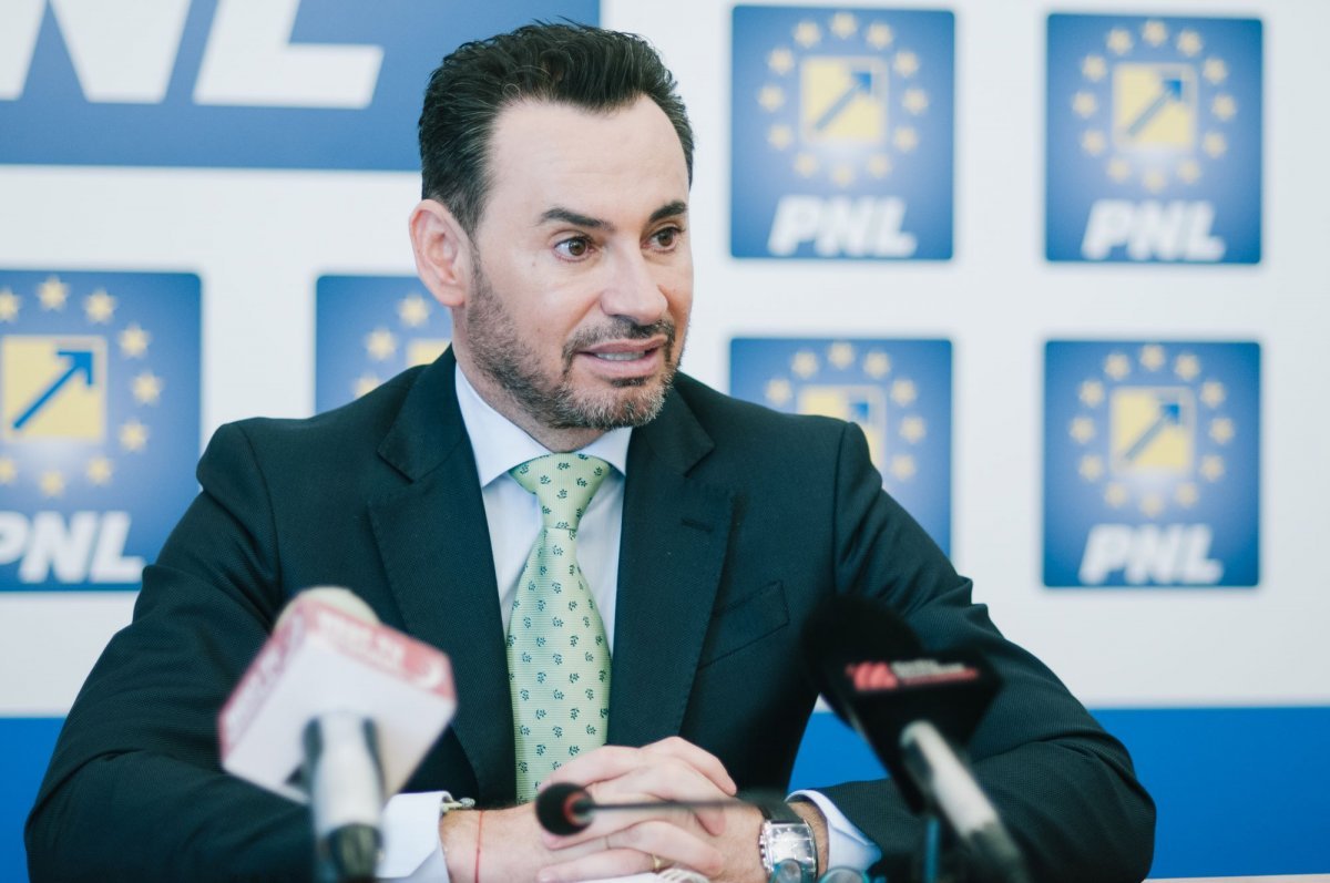 Gheorghe Falcă: Alina Gorghiu rămâne președinte unic până după alegerile parlamentare