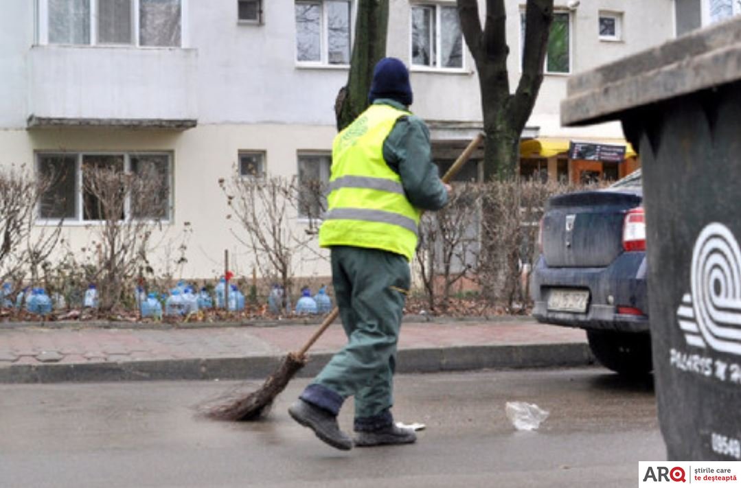 Străzile Aradului s-ar putea umple de gunoaie, de săptămâna viitoare