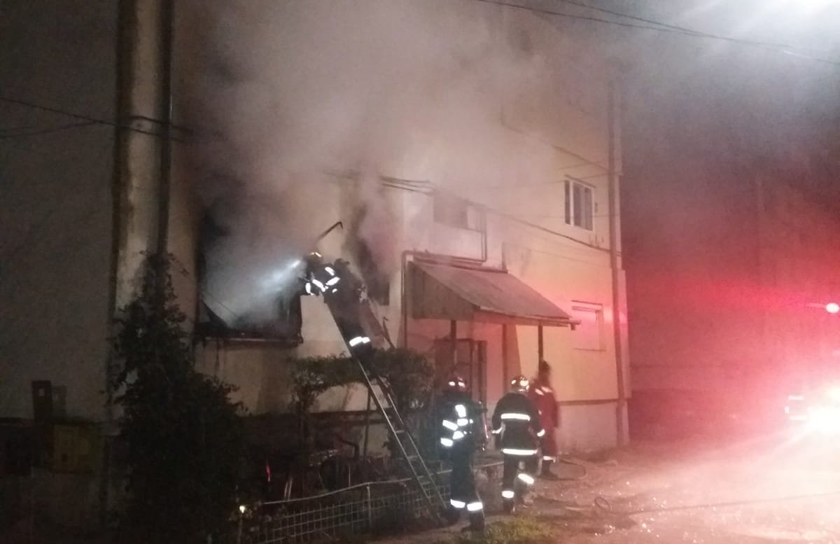 Incendiere sinucigașă la un bloc din Vladimirescu