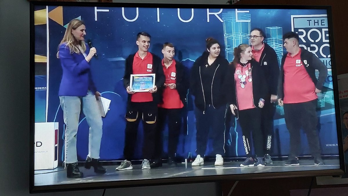 ROBOT TEAM ALPHA, echipa de robotică a Liceului Special „Sfânta Maria” premiată la Competiția FIRST TECH CHALLENGE (FOTO)