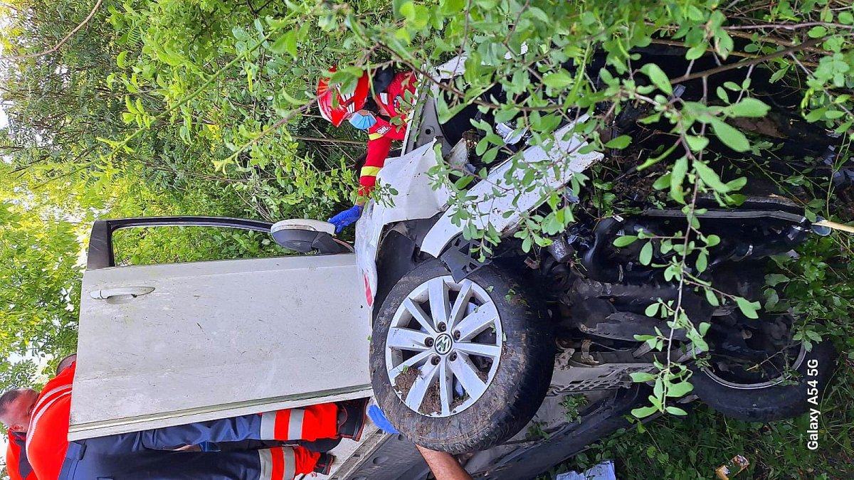 Accident cu trei autoturisme la Șimand