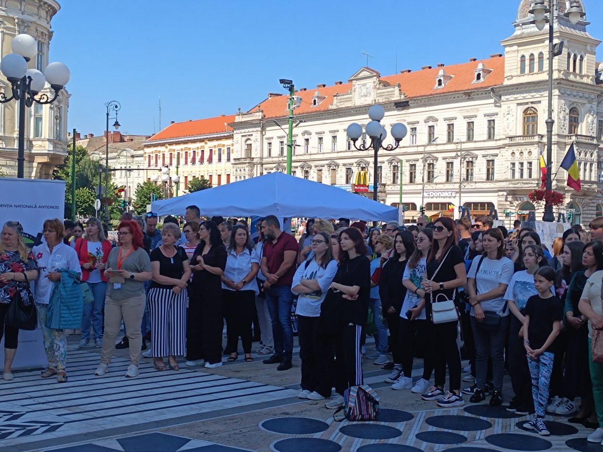 „Împreună, putem face o schimbare!” - campanie de luptă împotriva consumului de droguri (FOTO)