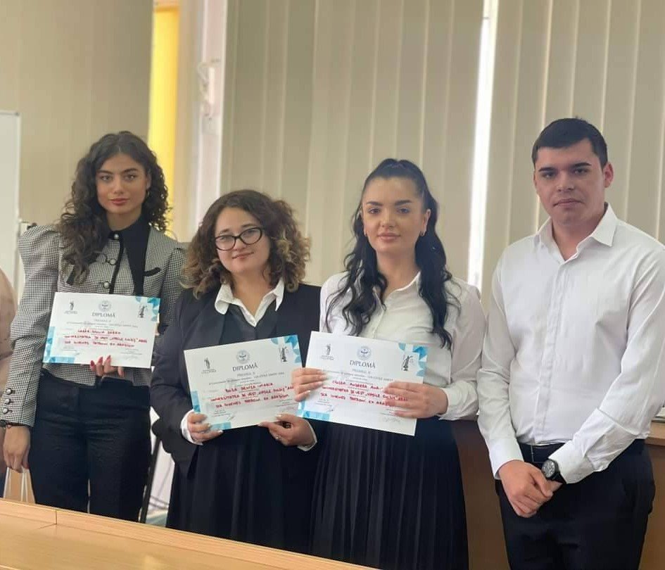 Studenți ai UVVG, premiați într-un concurs de procese simulate