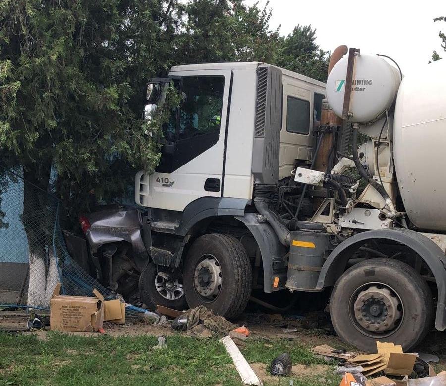 Mort în accident auto între Arad și Horia