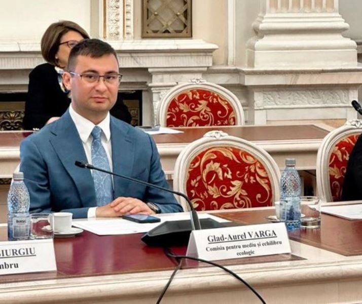 Camera Deputaților convocată în sesiune extraordinară pentru modificarea Legii vânătorii